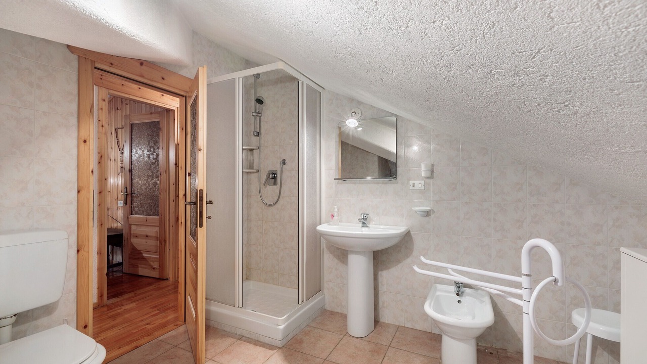 Photo of Bathroom in Cogne