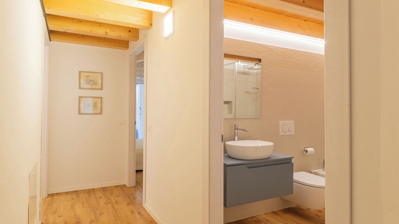 Photo of Bathroom in Assenza
