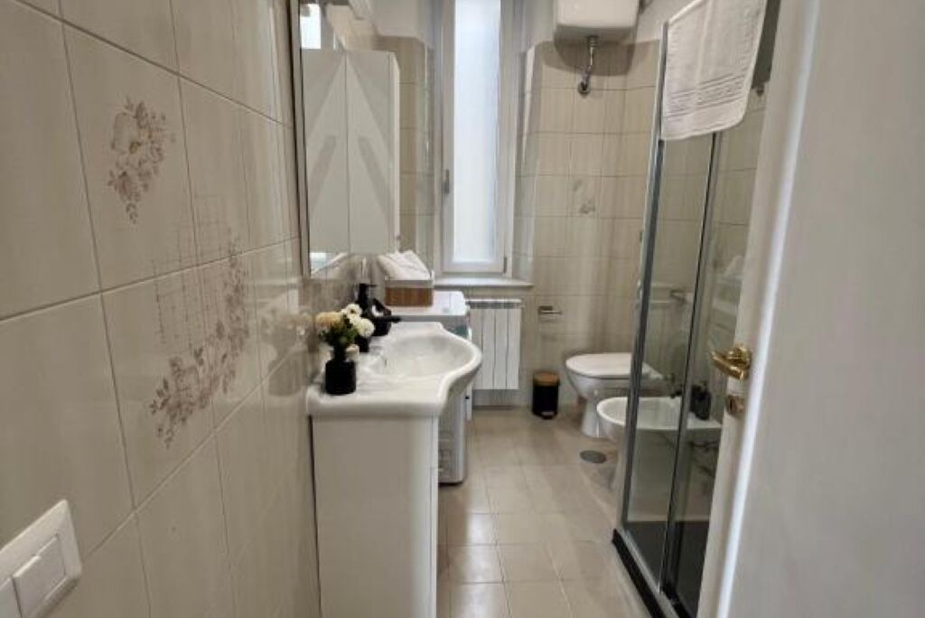 Photo of Bathroom in Monti