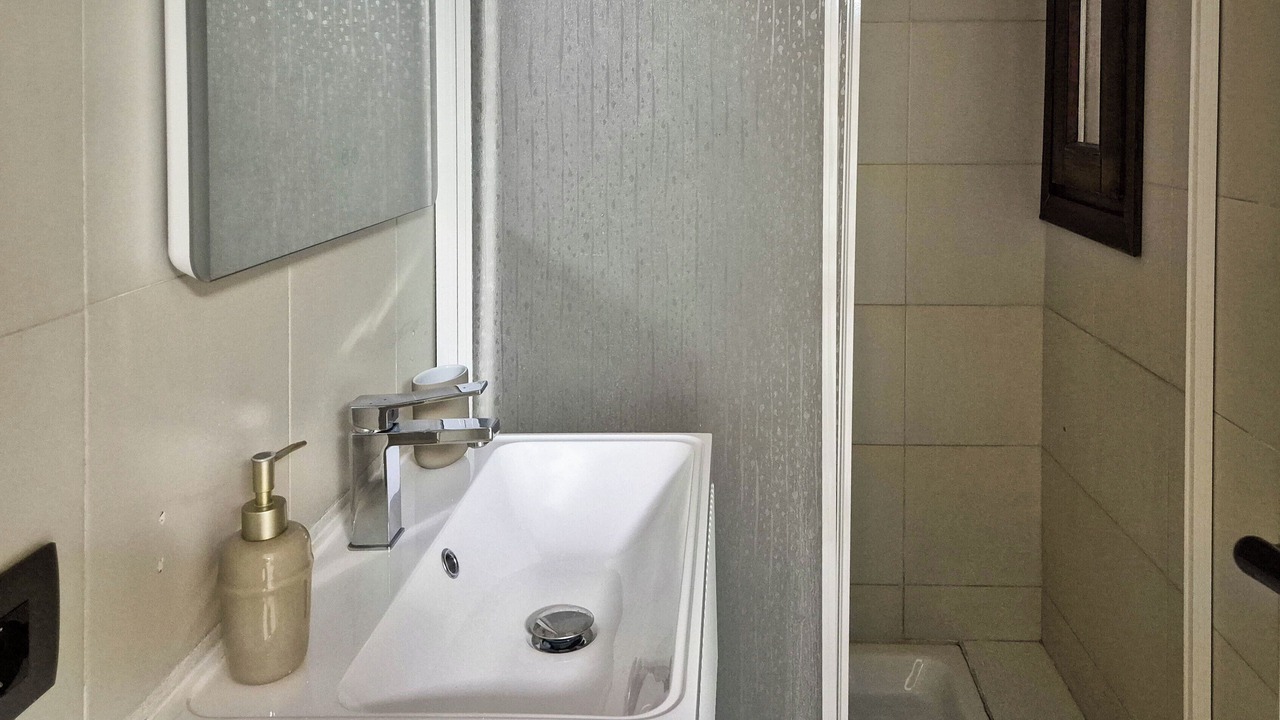 Photo of Bathroom in Raffa
