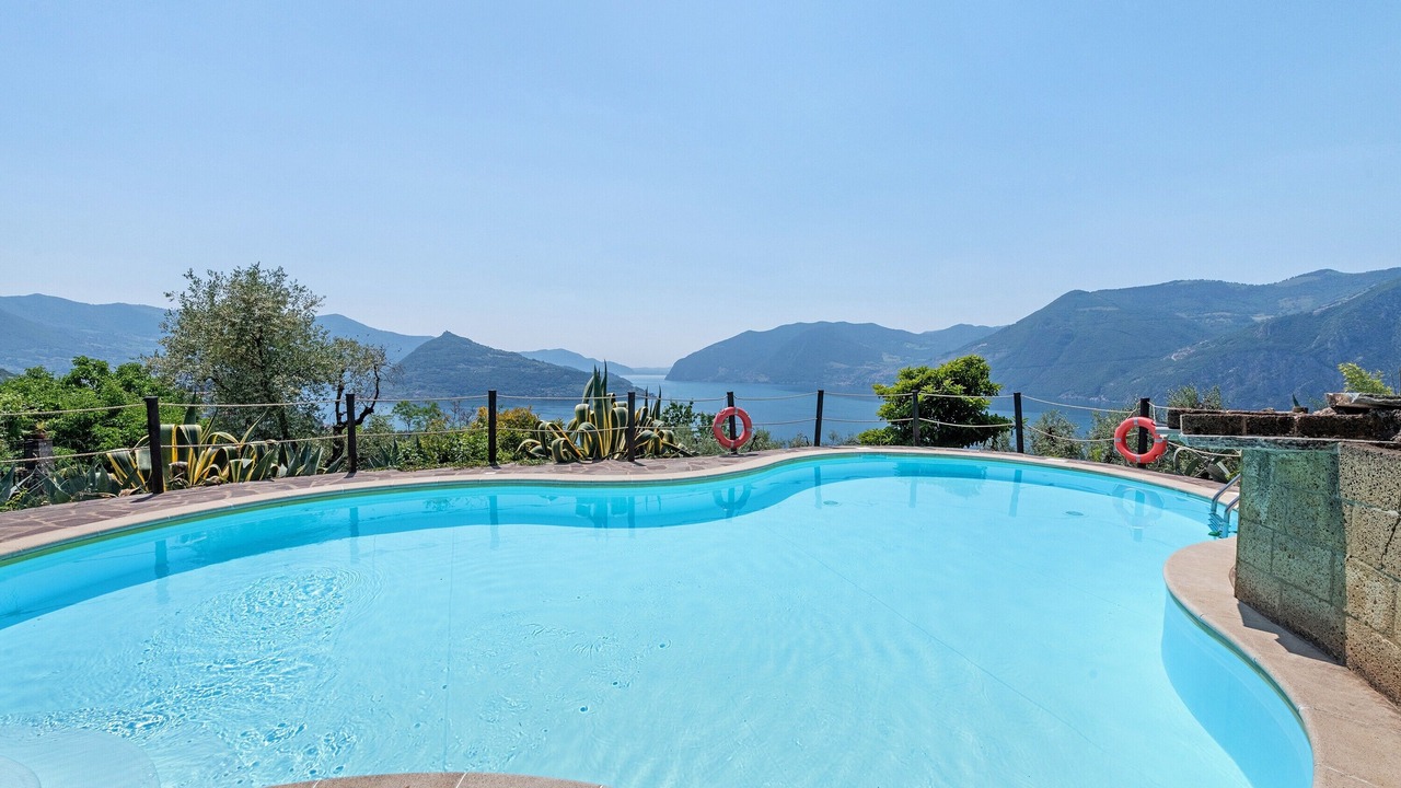 Photo of Outdoor in Marone