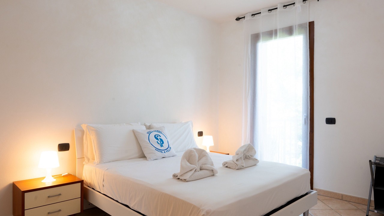 Photo of Bedroom in Colà Di Lazise