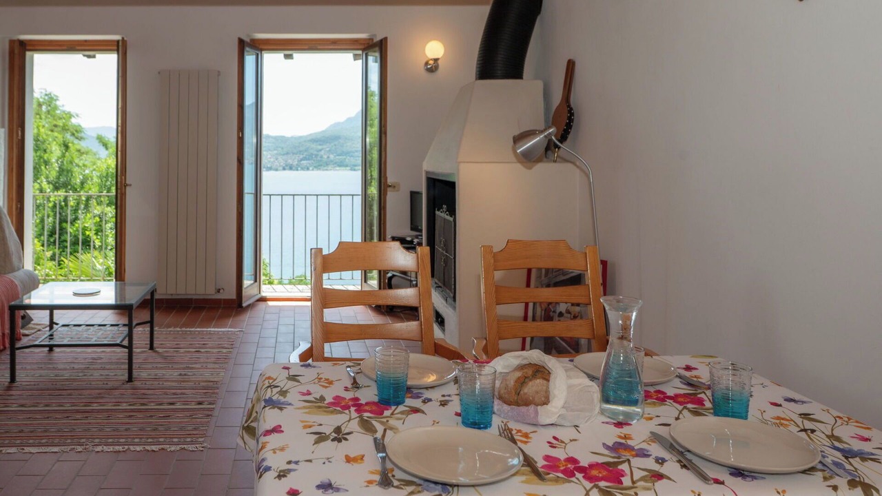 Photo of Bedroom in Cannero Riviera