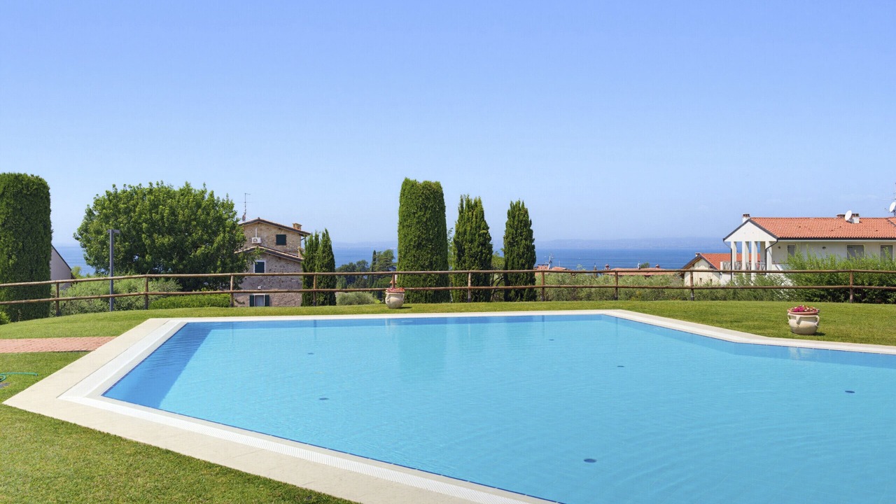 Photo of Outdoor in Calmasino