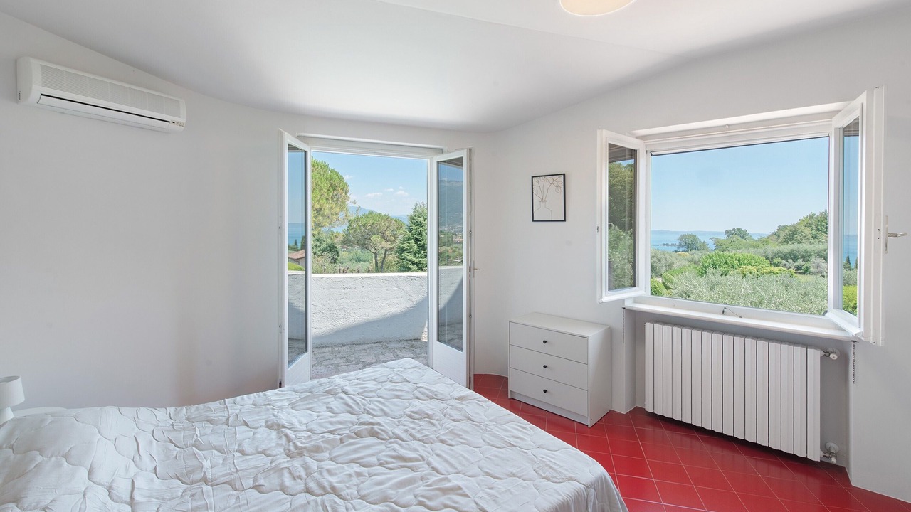 Photo of Bedroom in San Felice del Benaco