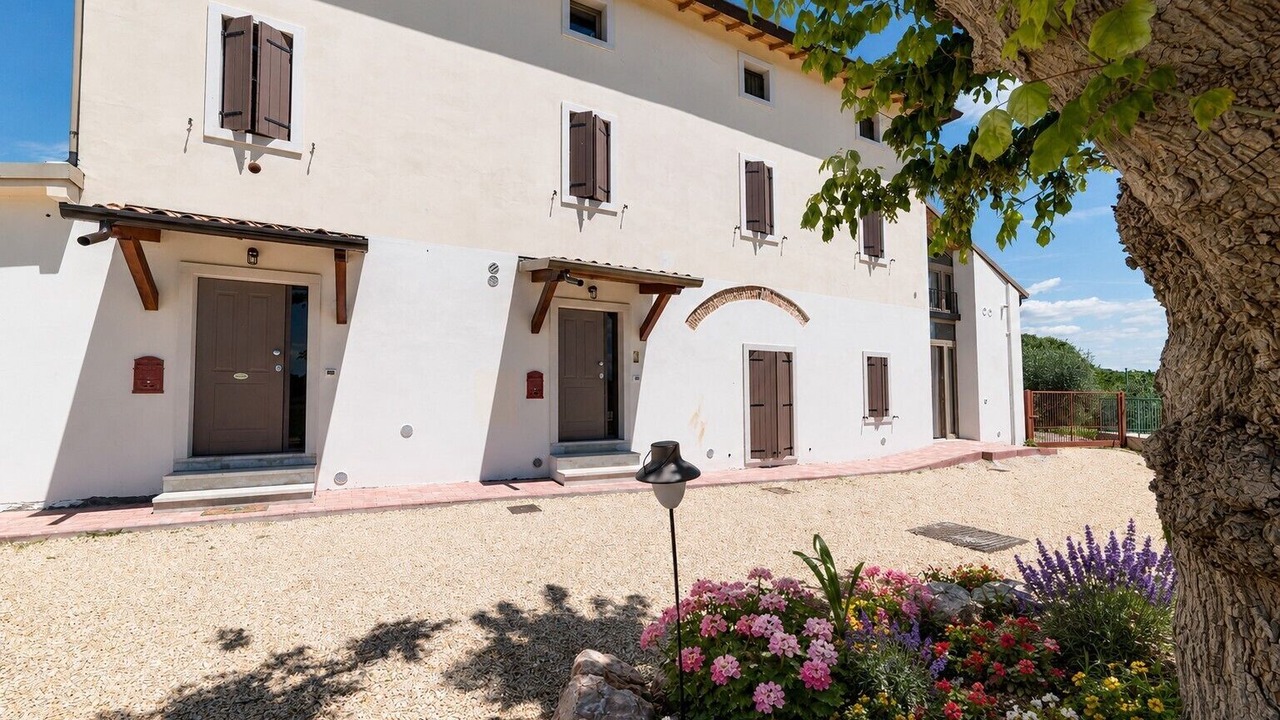 Photo of Outdoor in Cavaion Veronese