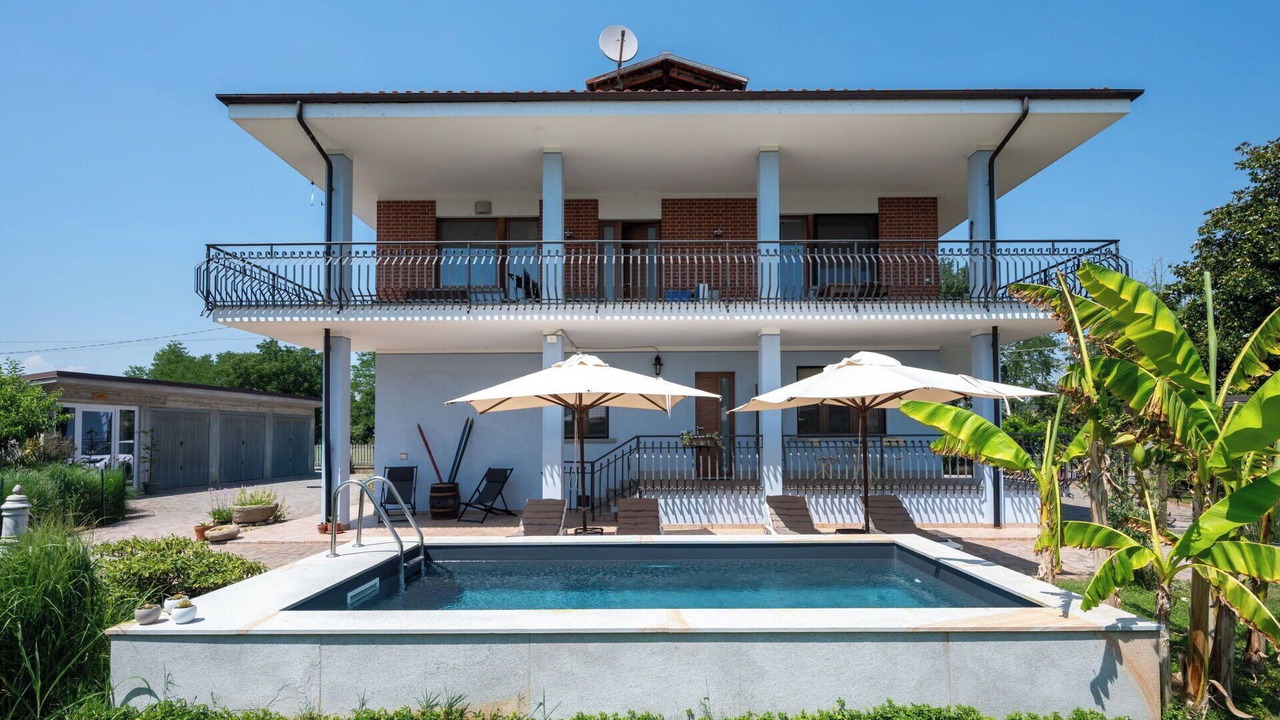 Photo of Patio Balcony in Farigliano