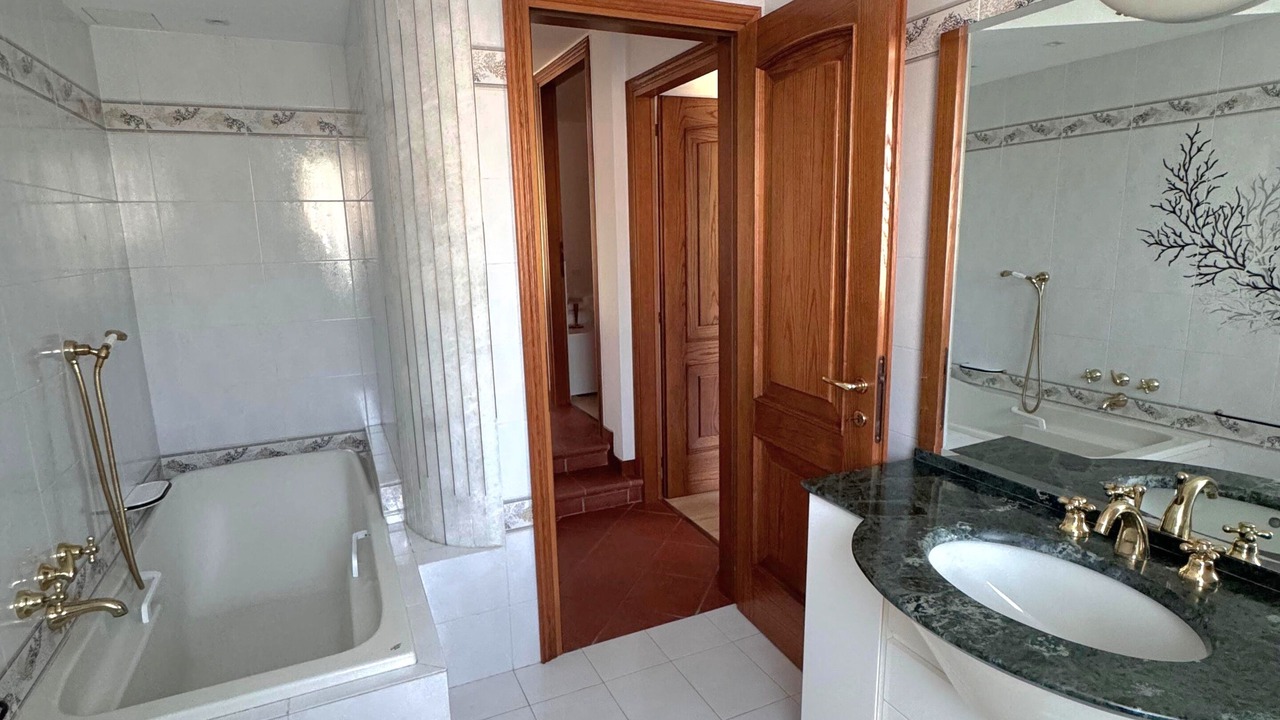 Photo of Bathroom in Solto Collina