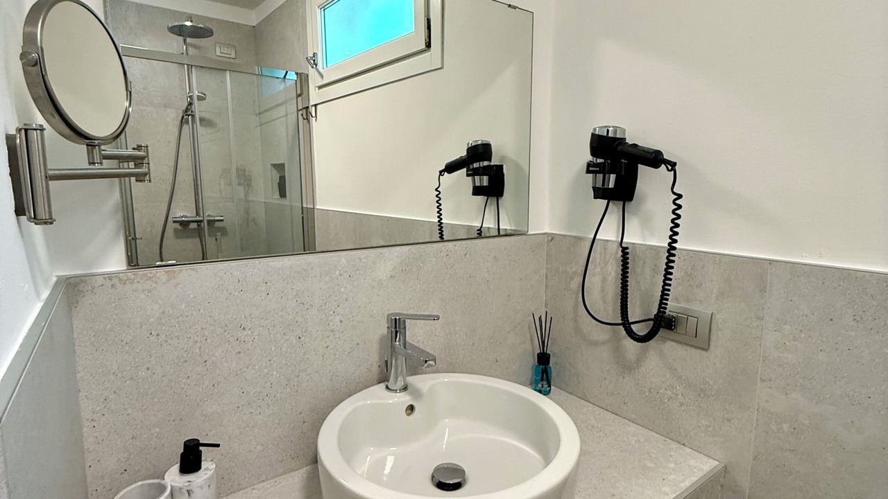 Photo of Bathroom in Cola