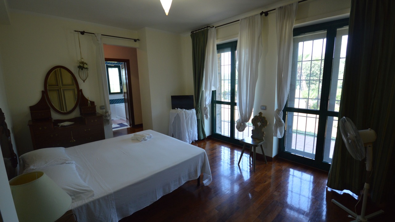 Photo of Bedroom in Latina