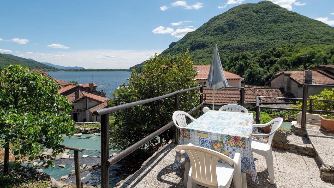 Photo of Patio Balcony in Mergozzo