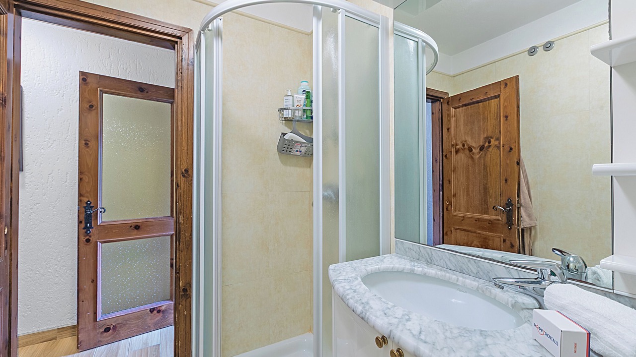 Photo of Bathroom in Teola