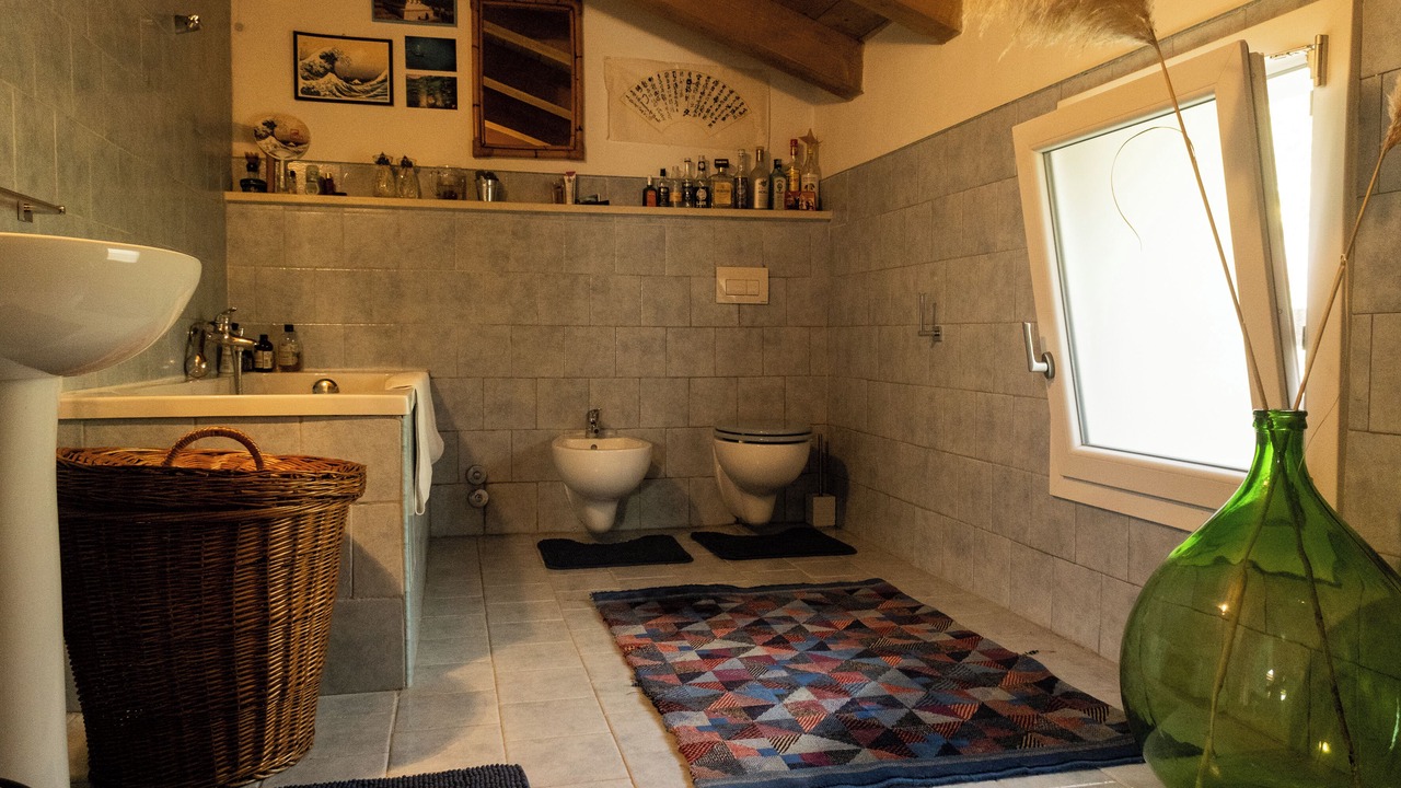 Photo of Bathroom in Mason Vicentino
