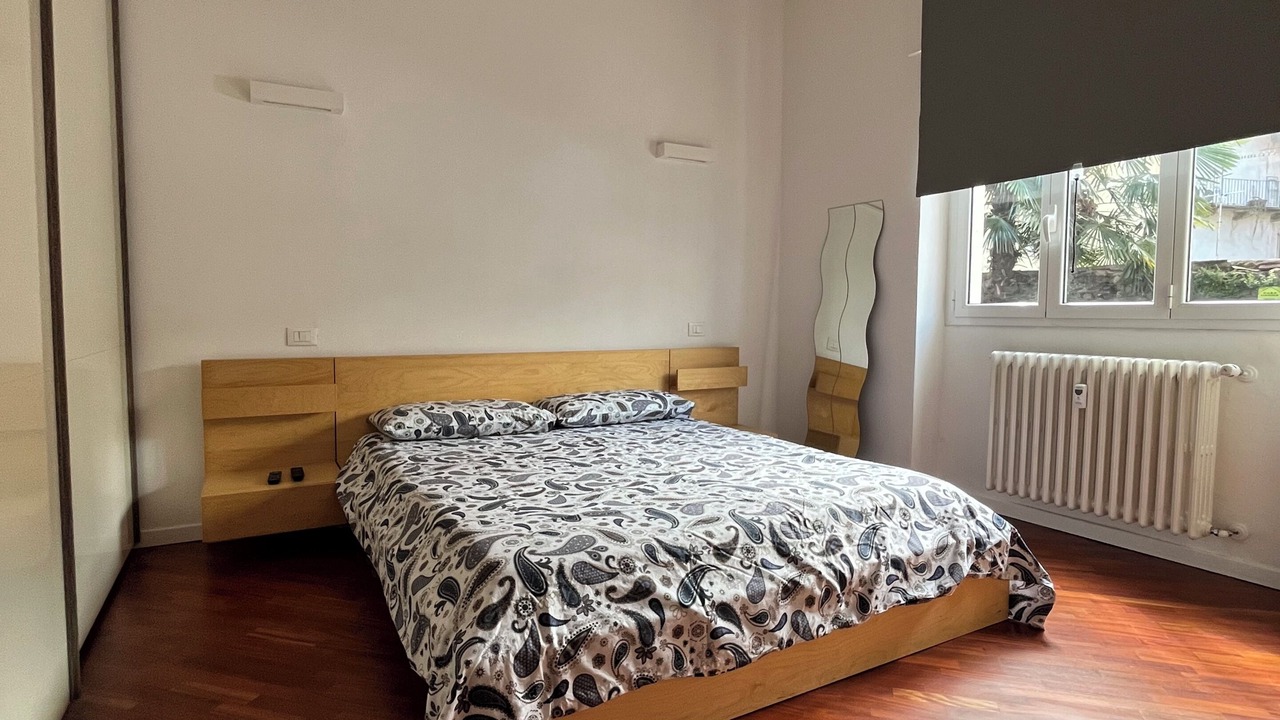 Photo of Bedroom in Intra