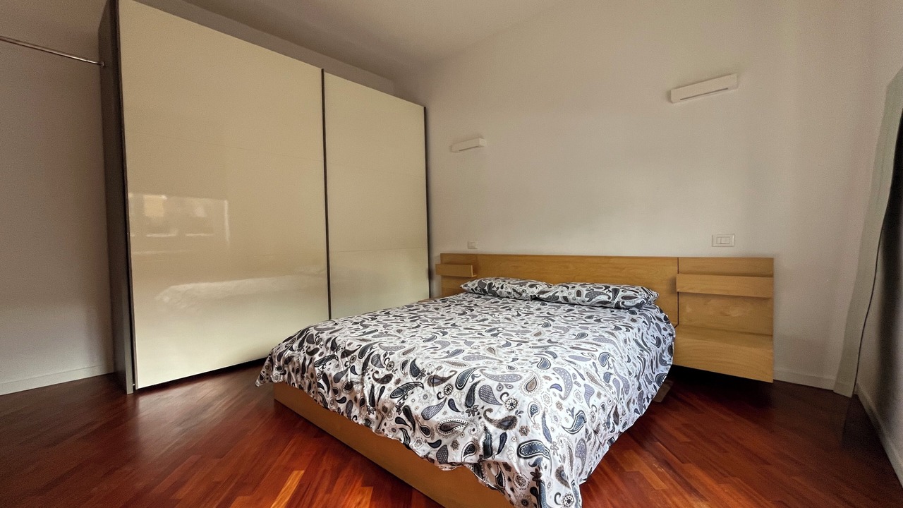 Photo of Bedroom in Intra