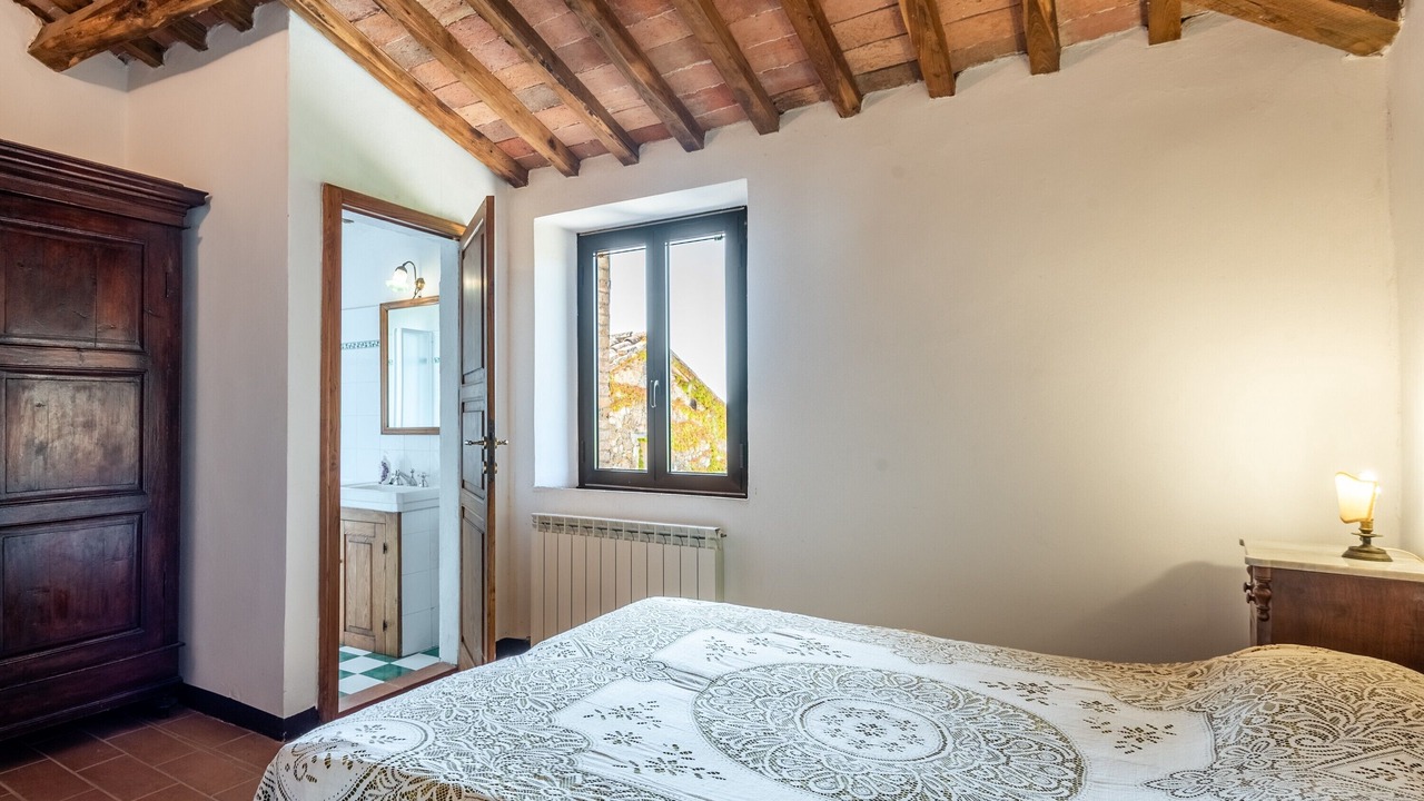 Photo of Bedroom in Murlo