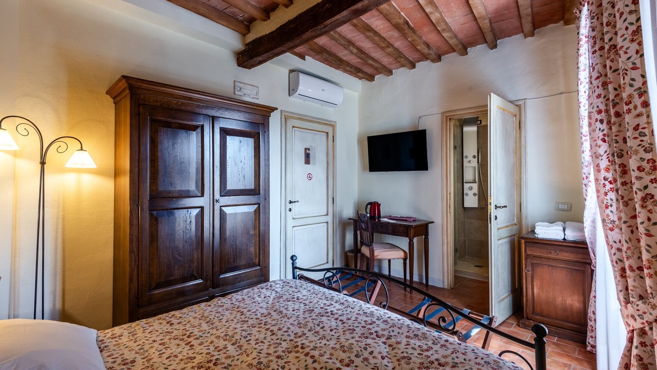 Photo of Bedroom in Montisi