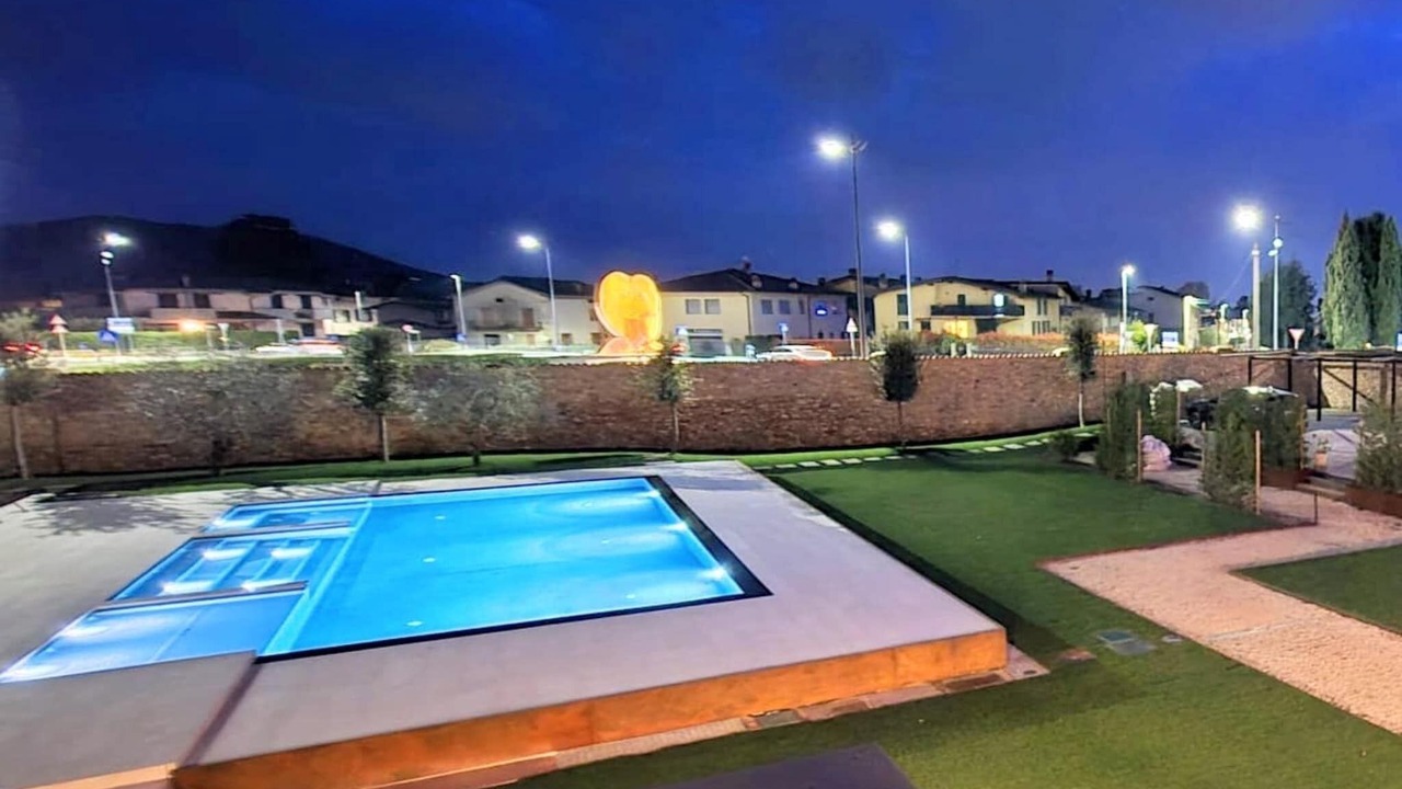 Photo of Outdoor in Adro
