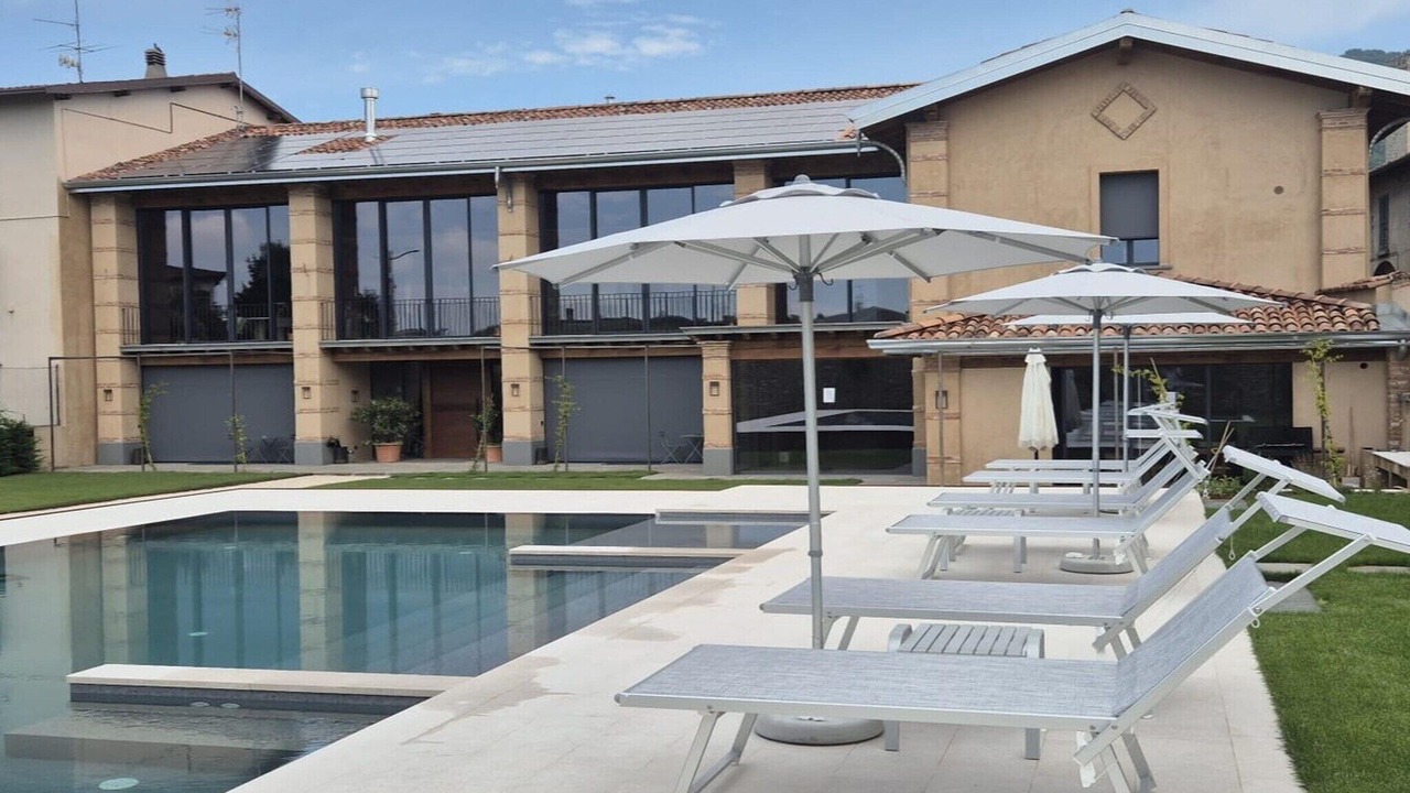 Photo of Outdoor in Adro