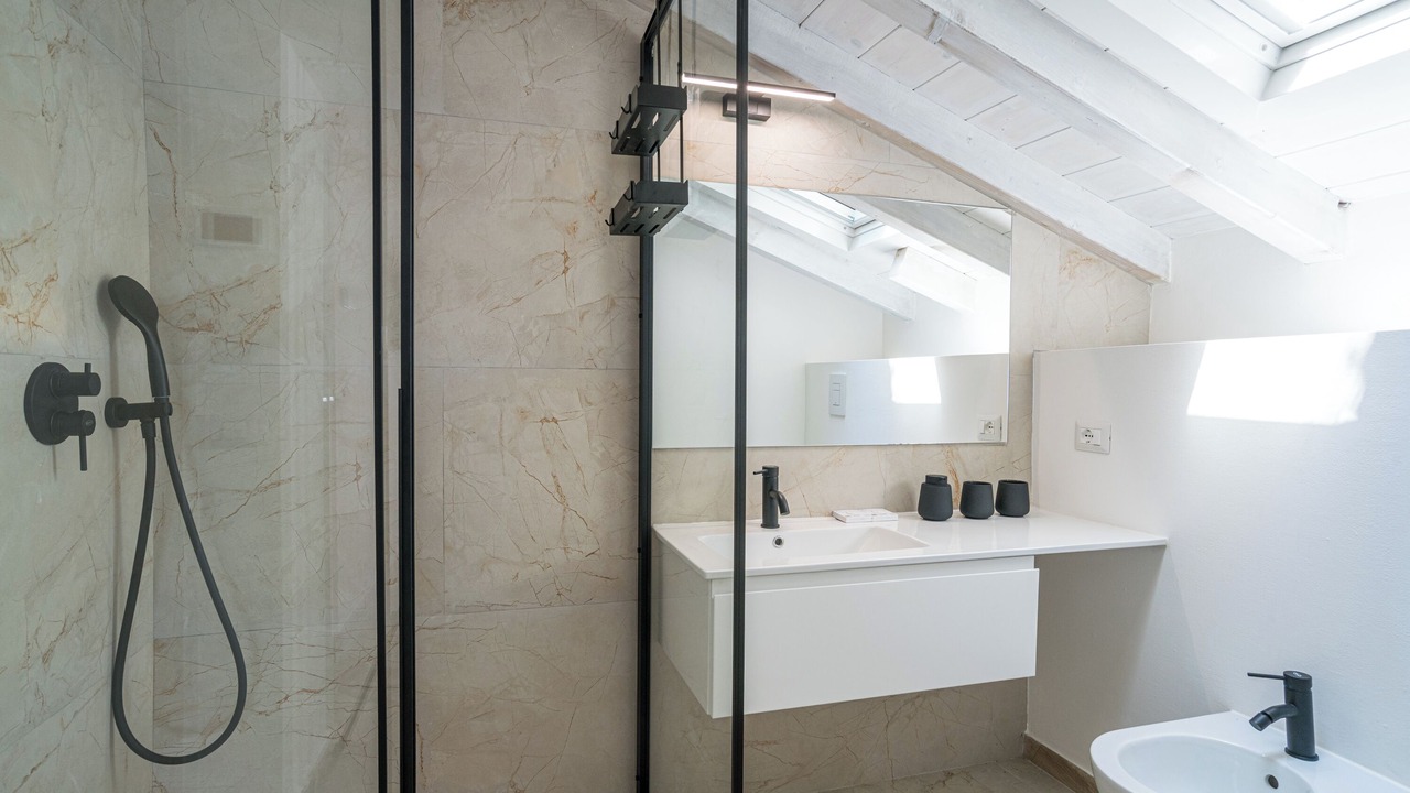Photo of Bathroom in Menaggio