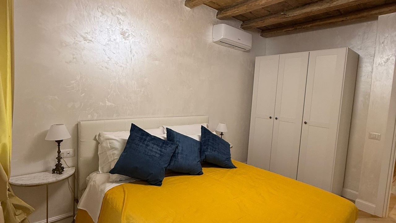Photo of Bedroom in Affori