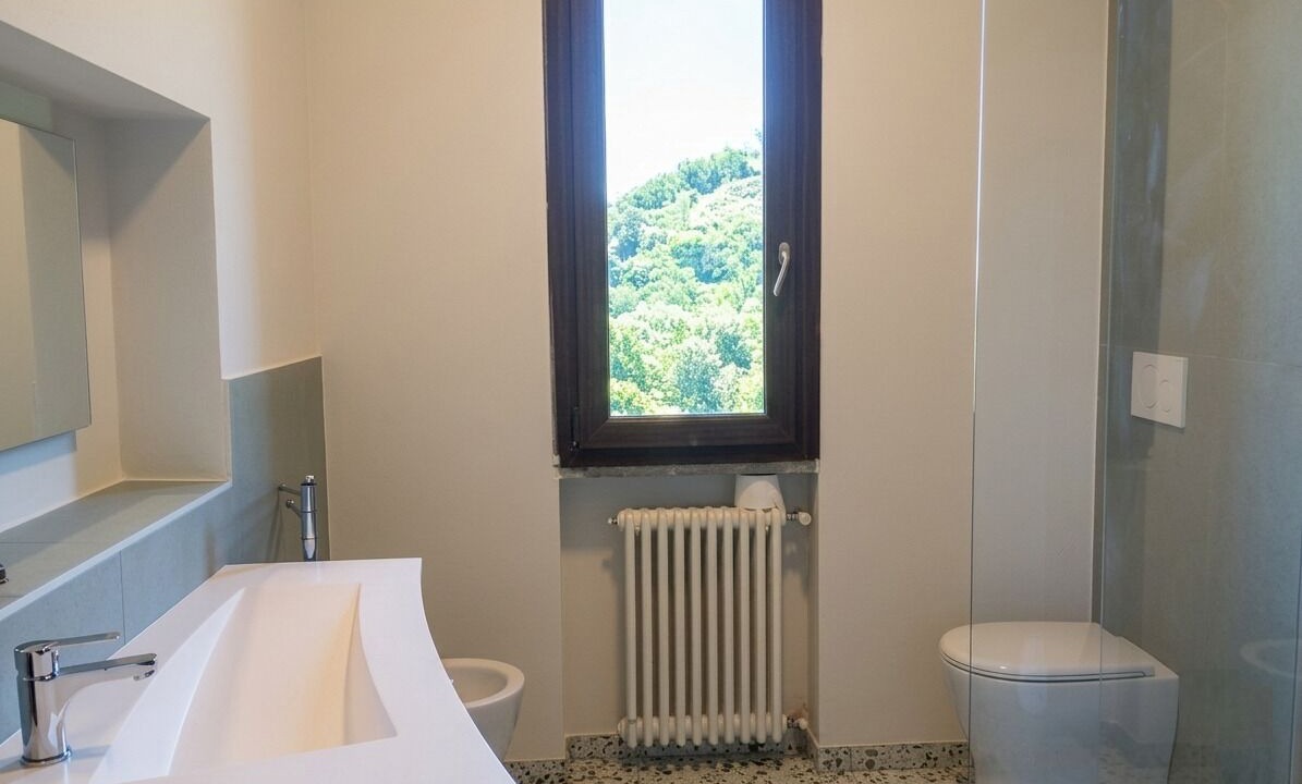 Photo of Bathroom in Nebbiuno