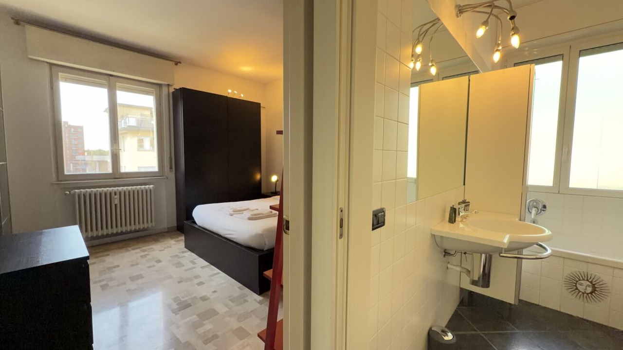 Photo of Bedroom in Lambrate