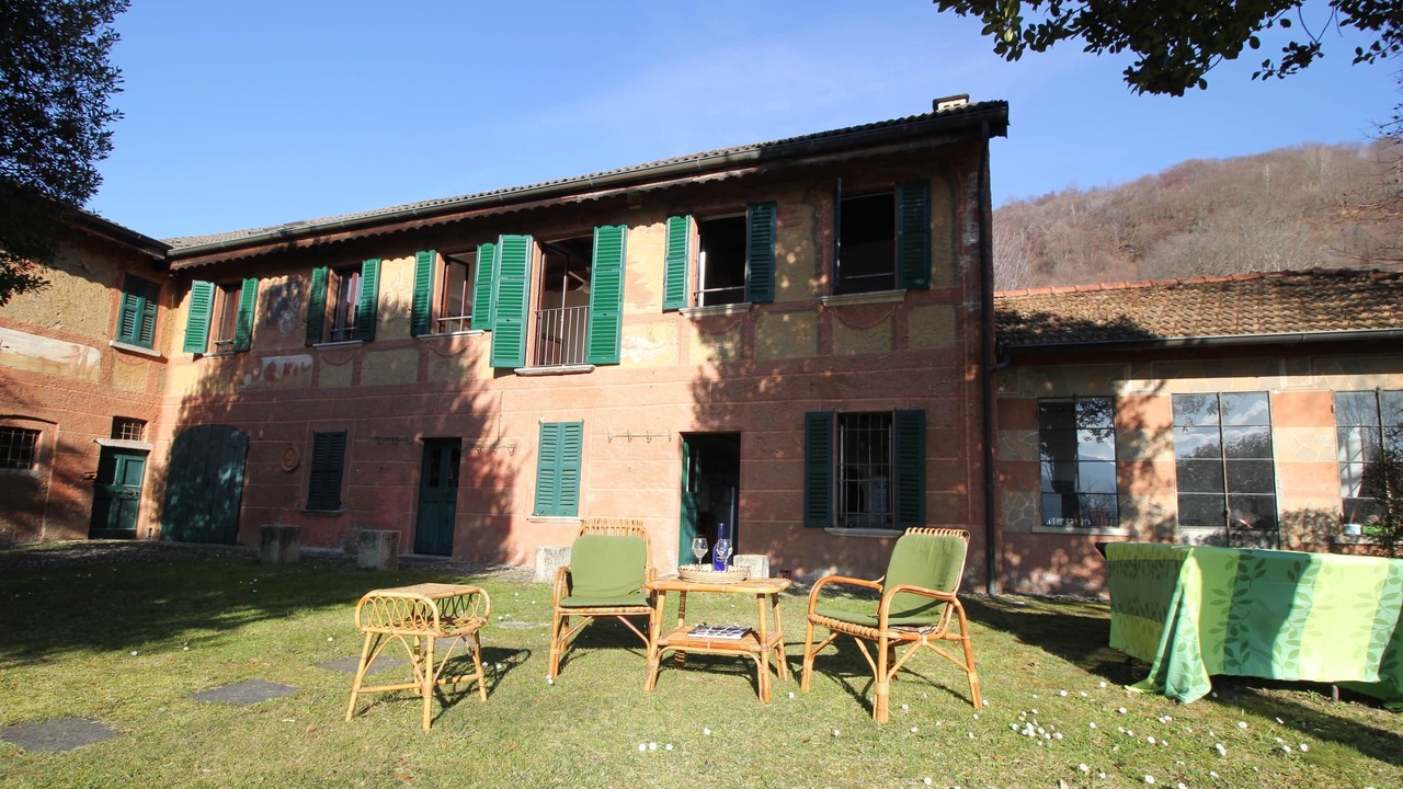 Photo of Outdoor in Crabbia