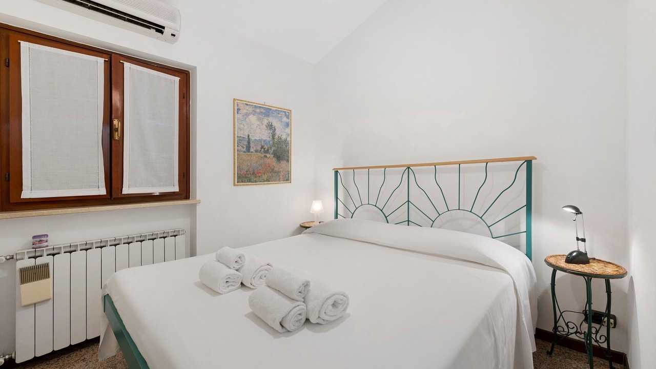 Photo of Bedroom in Calmasino