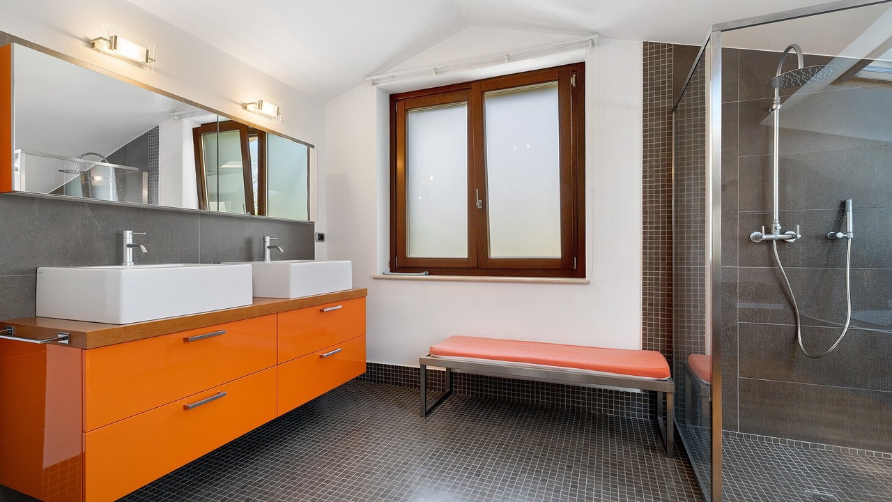 Photo of Bathroom in Belvedere Langhe