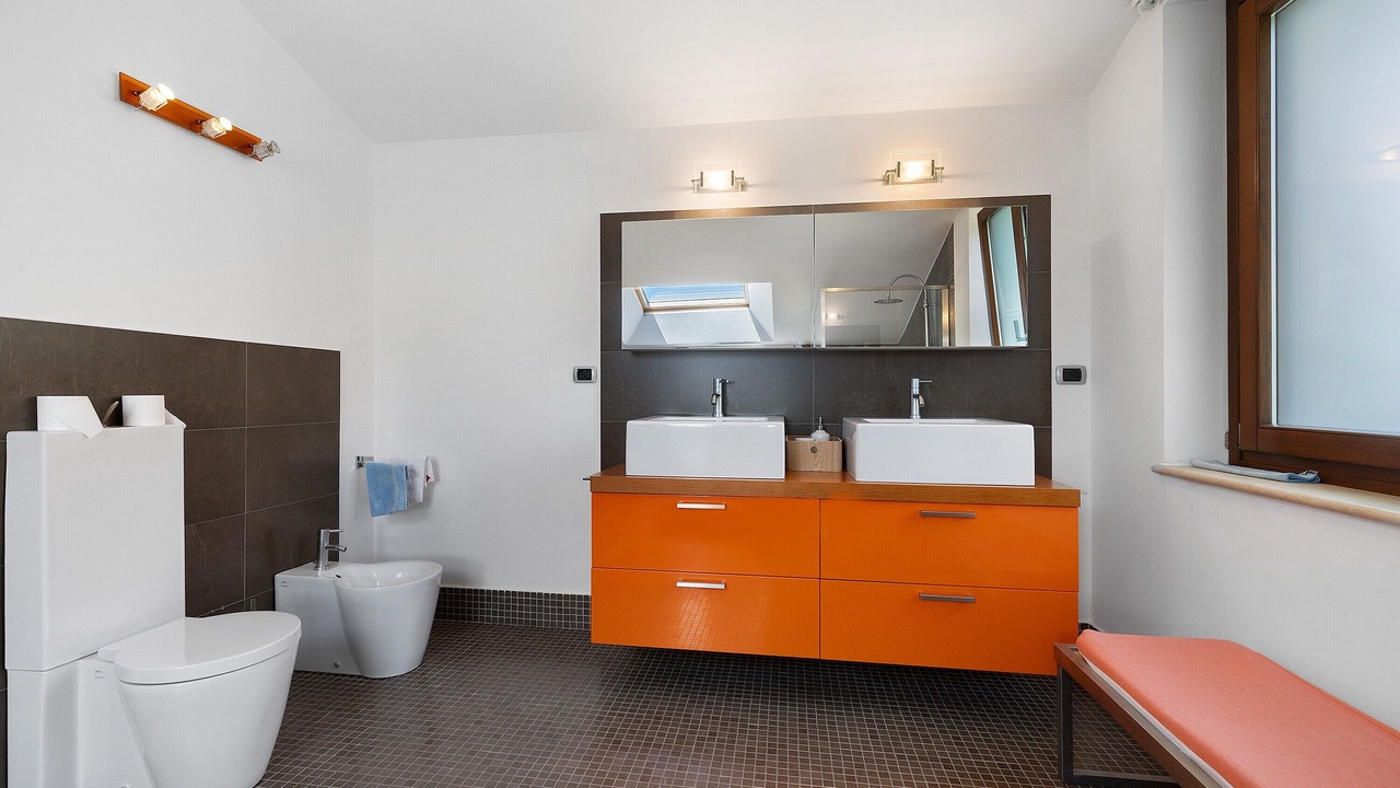 Photo of Bathroom in Belvedere Langhe