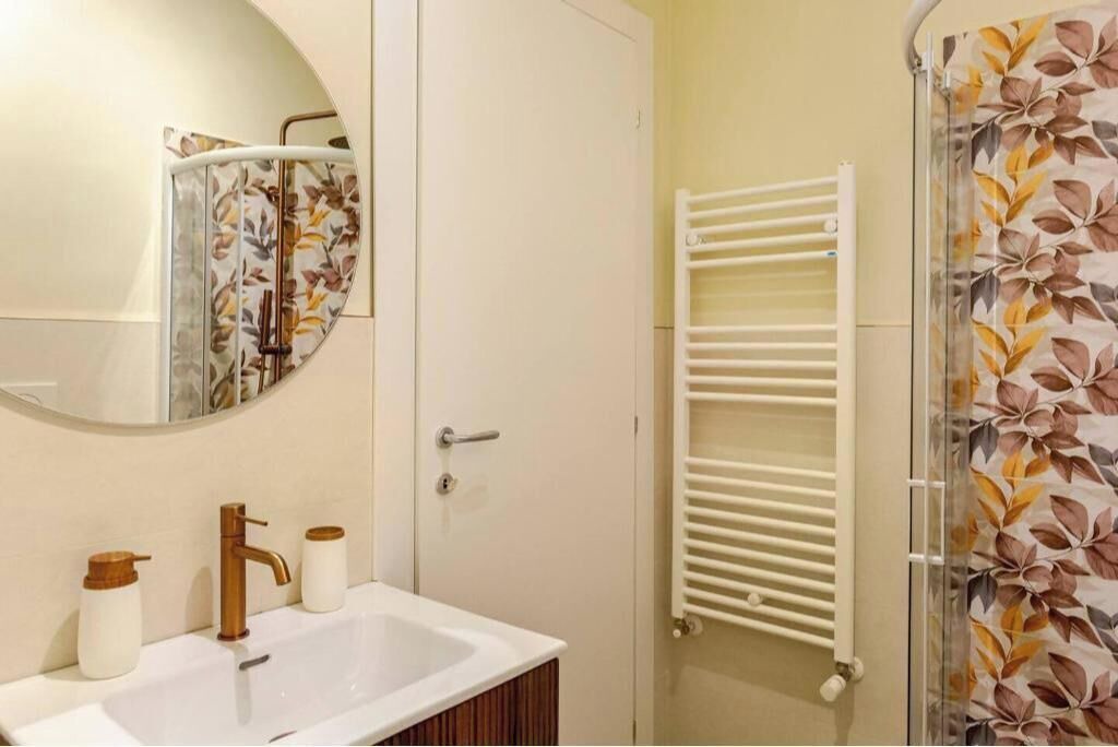 Photo of Bathroom in Washington