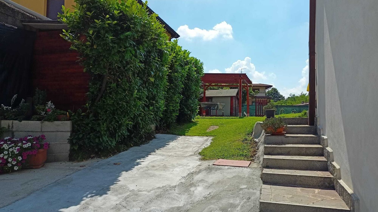 Photo of Outdoor in Albate