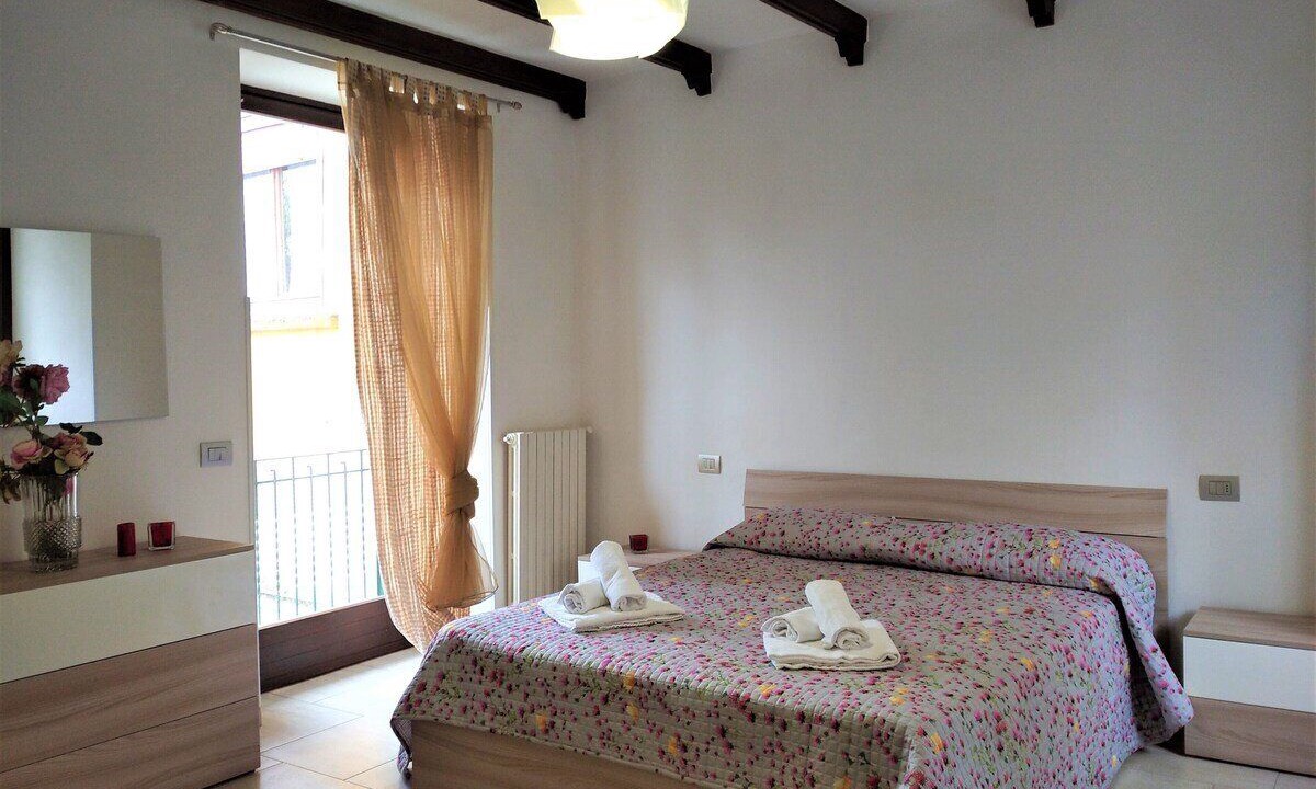 Photo of Bedroom in Stresa
