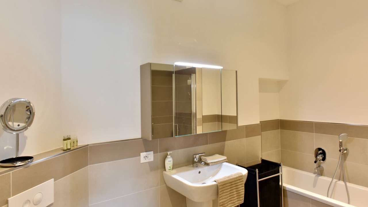 Photo of Bathroom in Lovere Old Town