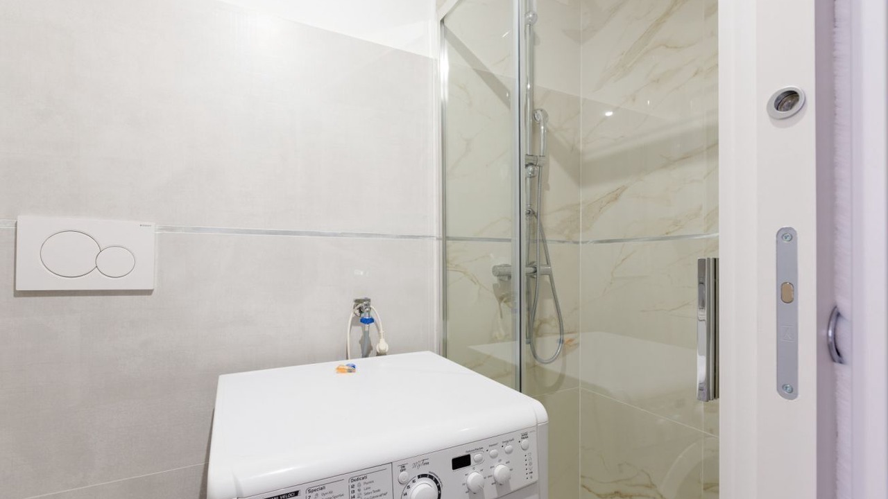 Photo of Bathroom in Affori