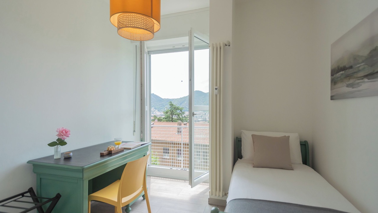 Photo of Bedroom in Como