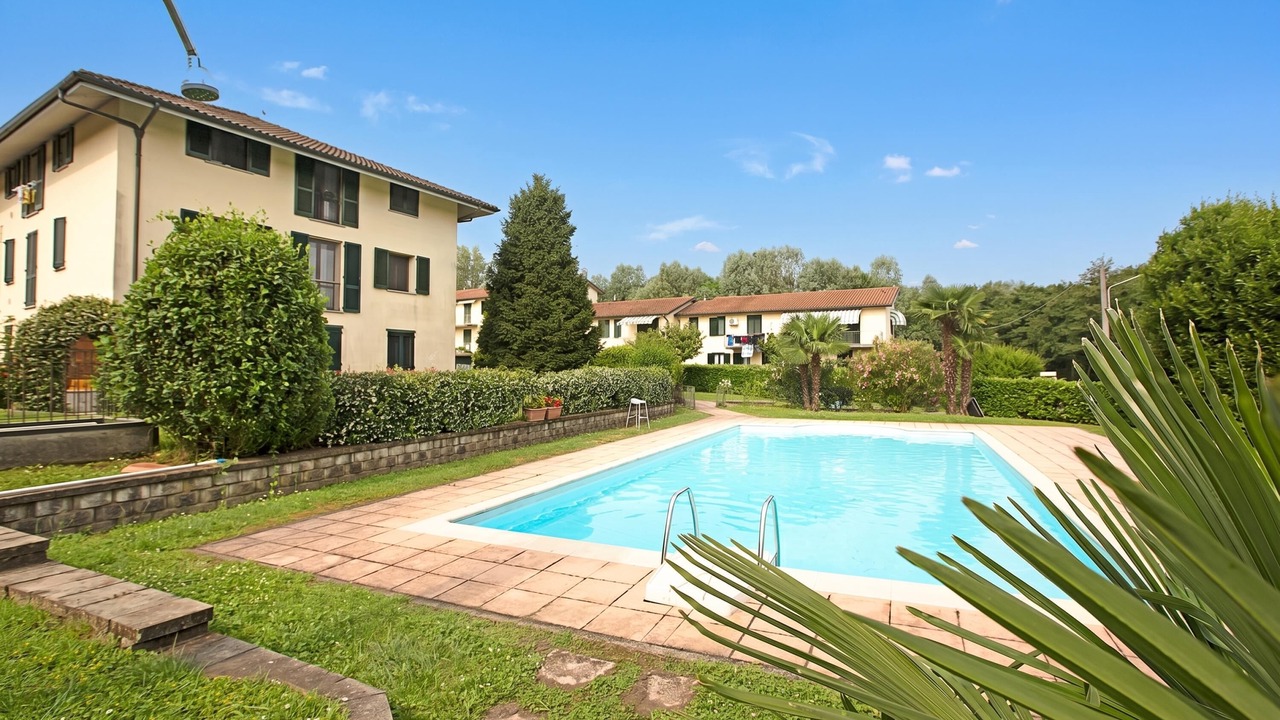 Photo of Outdoor in Angera