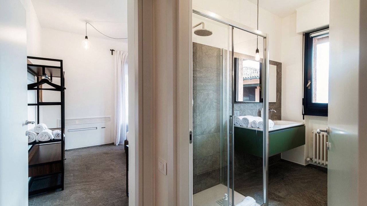 Photo of Bathroom in Menaggio