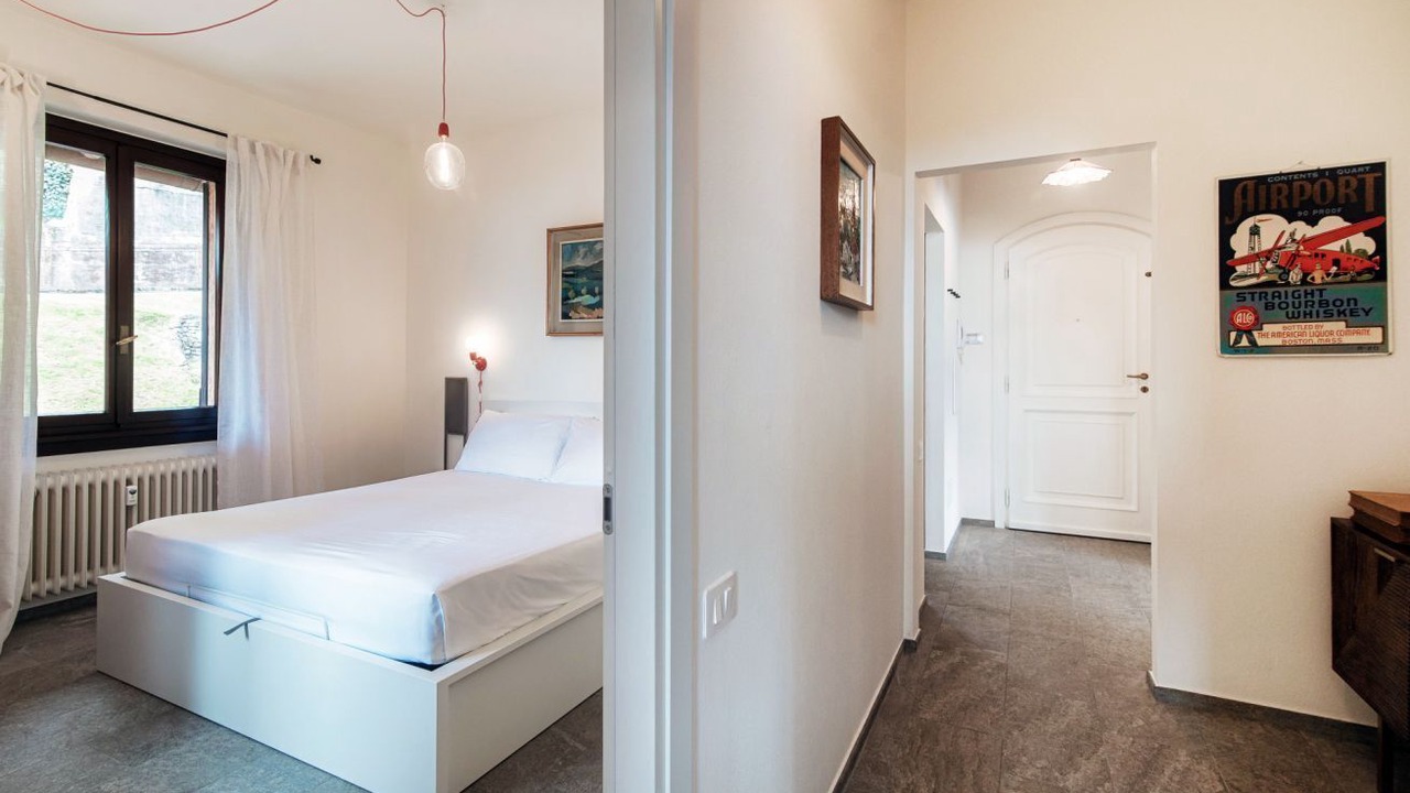 Photo of Bedroom in Menaggio