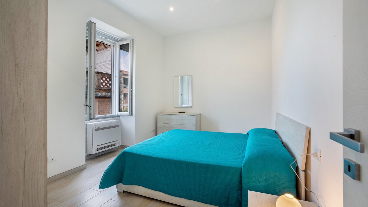 Photo of Bedroom in Porto Valtravaglia