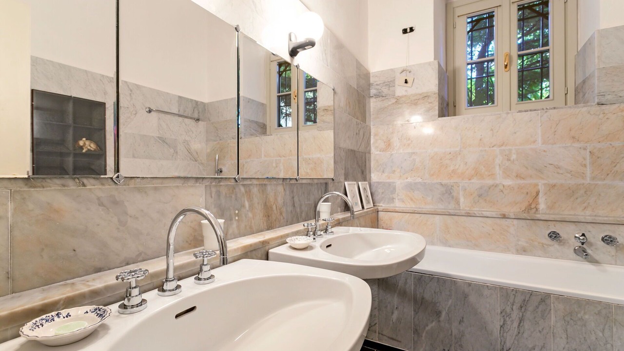 Photo of Bathroom in Menaggio