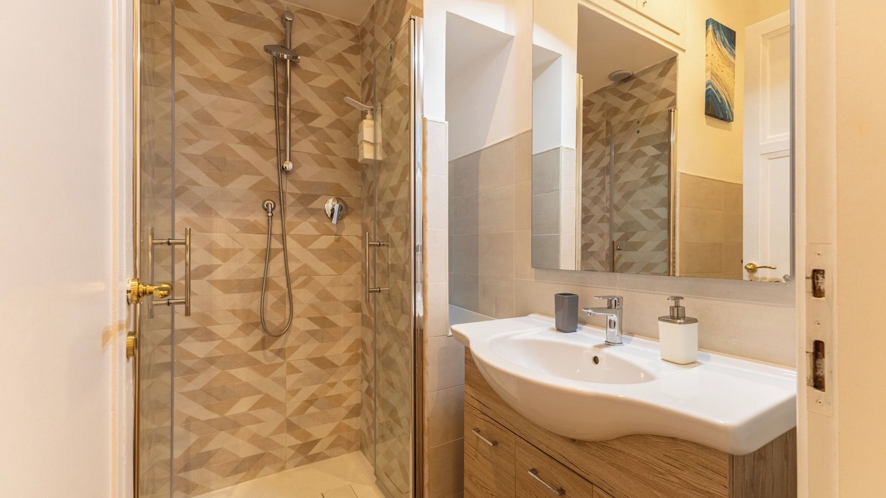 Photo of Bathroom in Rione VII Regola