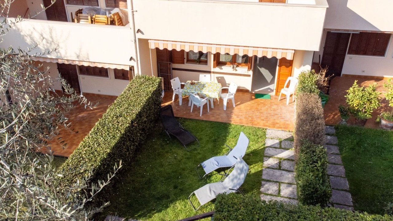 Photo of Outdoor in Assenza