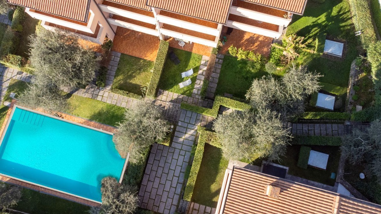 Photo of Outdoor in Assenza