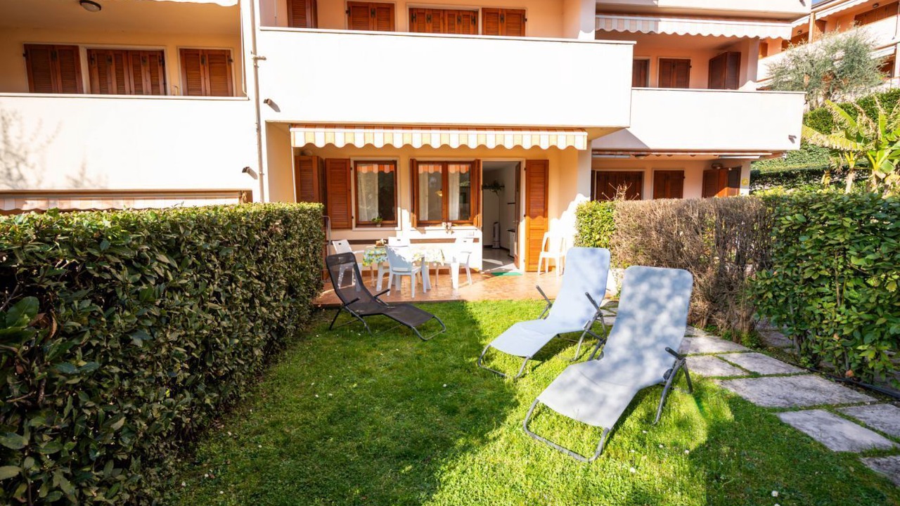 Photo of Patio Balcony in Assenza