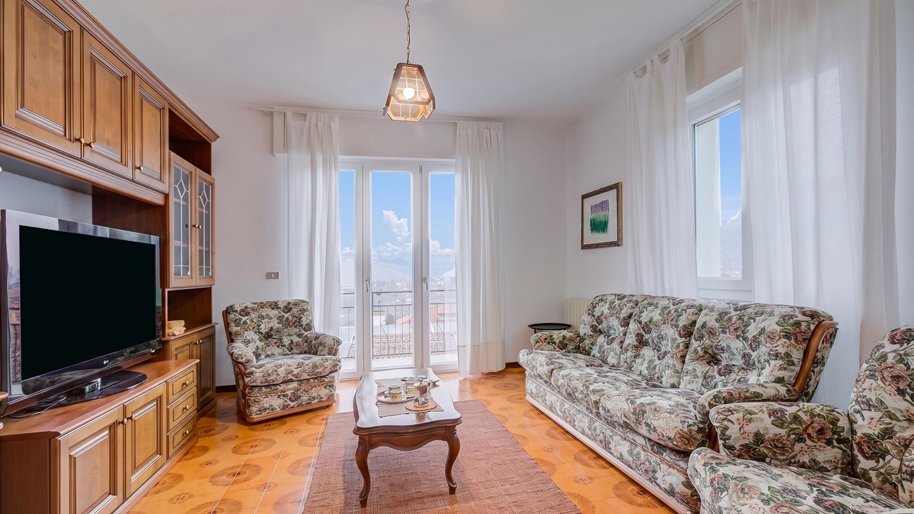 Photo of Livingroom in Armeno