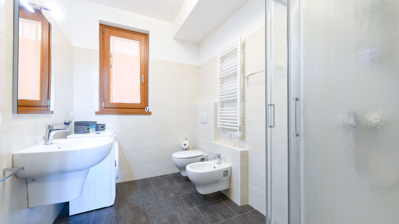 Photo of Bathroom in Lugana