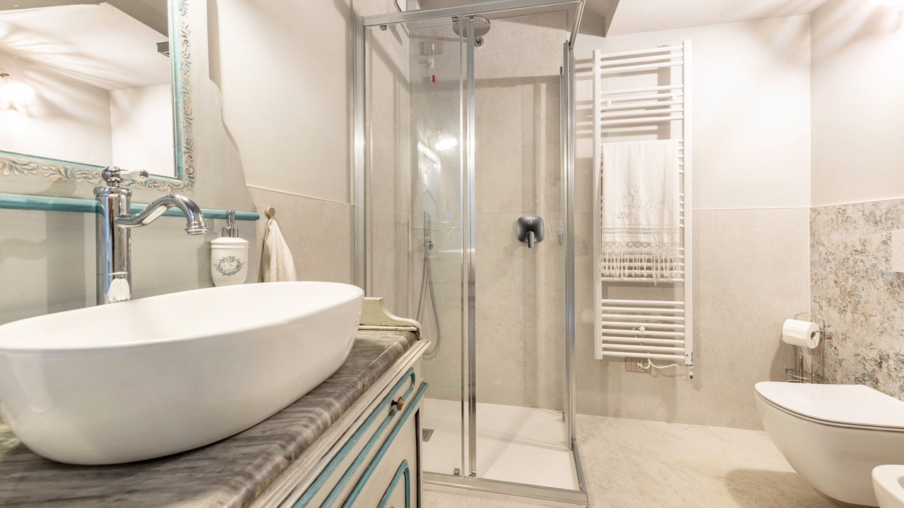 Photo of Bathroom in Soiano del Lago