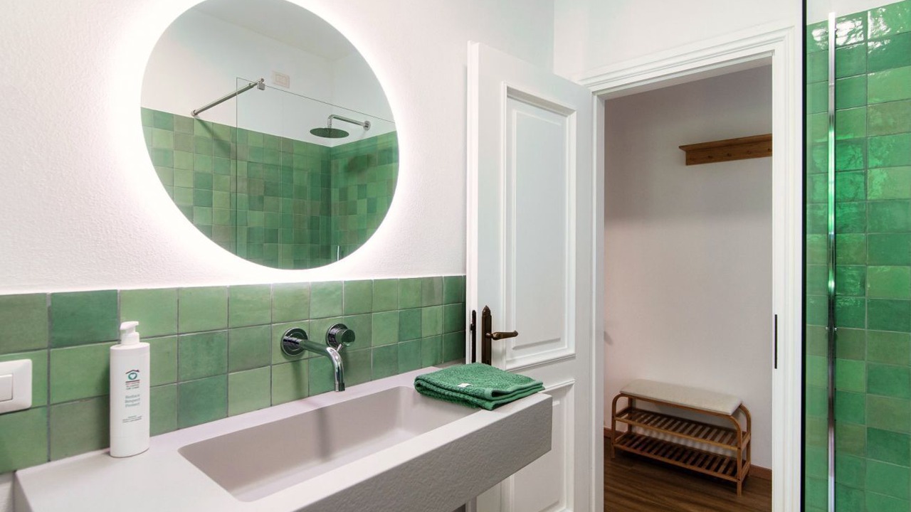 Photo of Bathroom in Menaggio